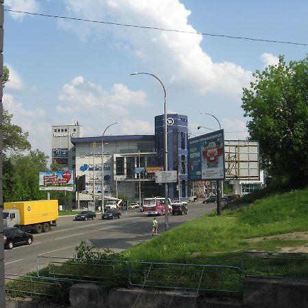 Apartment Near The Central Railway Station Kiev Ngoại thất bức ảnh