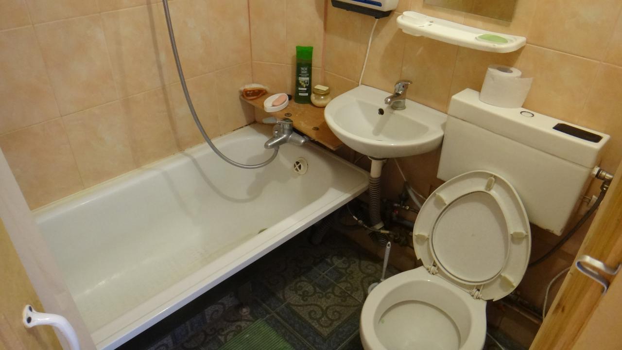 Apartment Near The Central Railway Station Kiev Ngoại thất bức ảnh